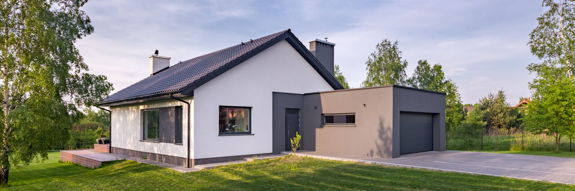  Moderne Infografik mit Immobilien-Icons und Zahlen
