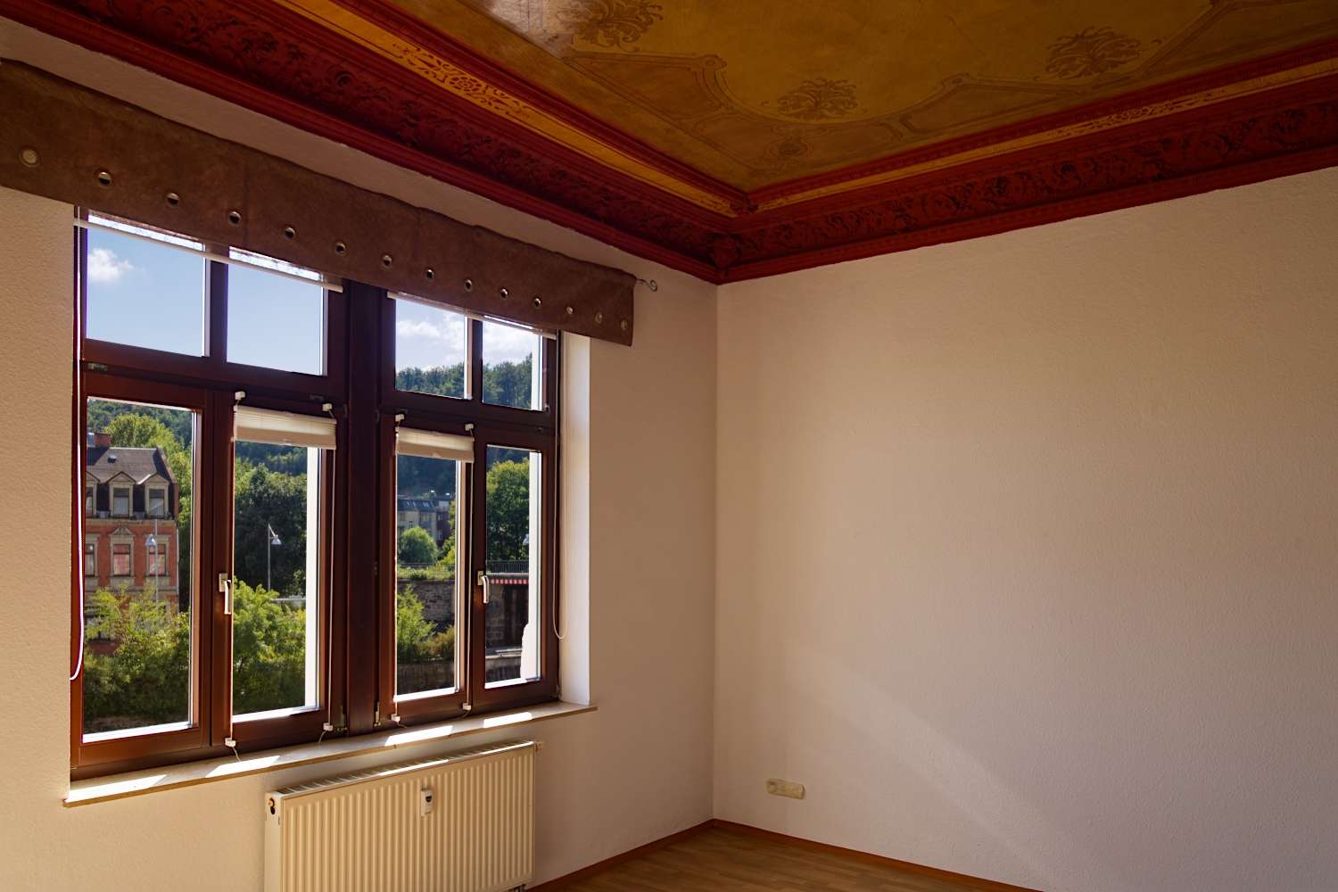 Zentrumsnahe Wohnung mit Lift - Einbauküche möglich (Wohnen - Mieten oder Pachten) in Greiz
