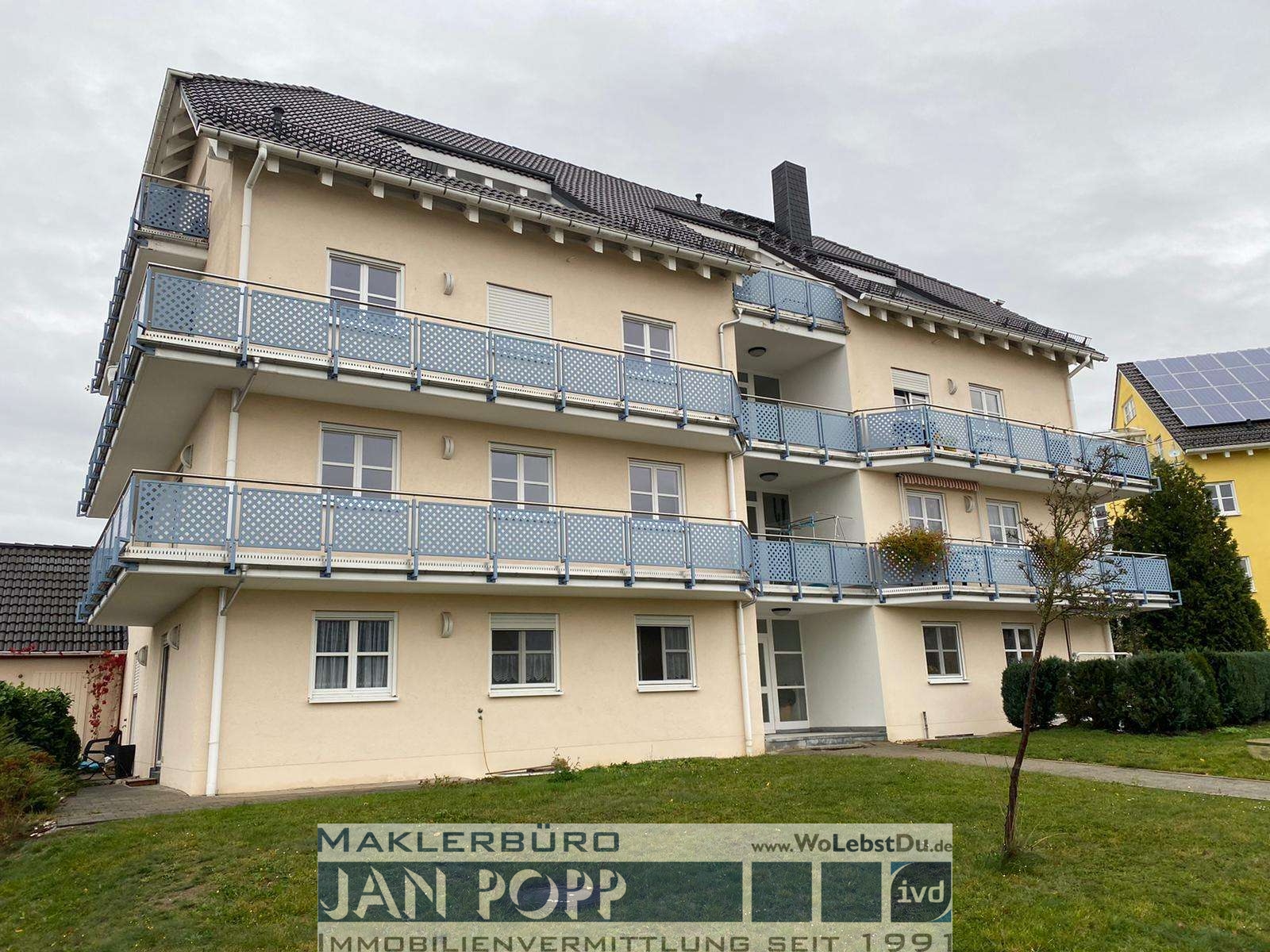 Attraktive 3-Raum-Wohnung am Ortsrand mit umlaufendem Balkon und Garage (Wohnen - Kaufen) in Mohlsdorf-Teichwolframsdorf