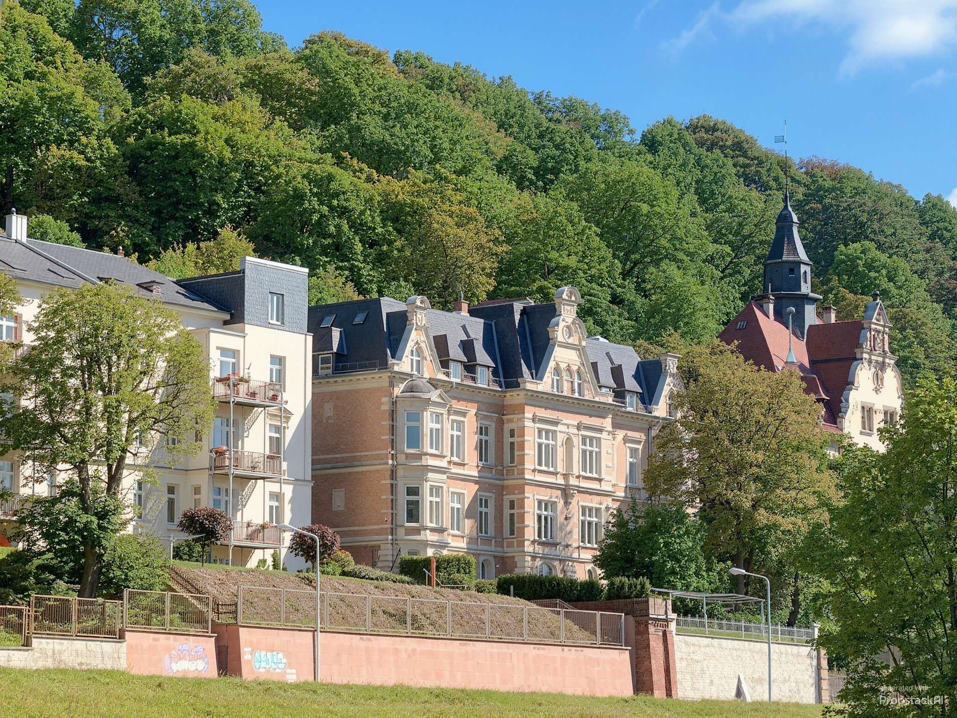 Wohnen über zwei Etagen - Preishammer! (Wohnen - Kaufen) in Greiz