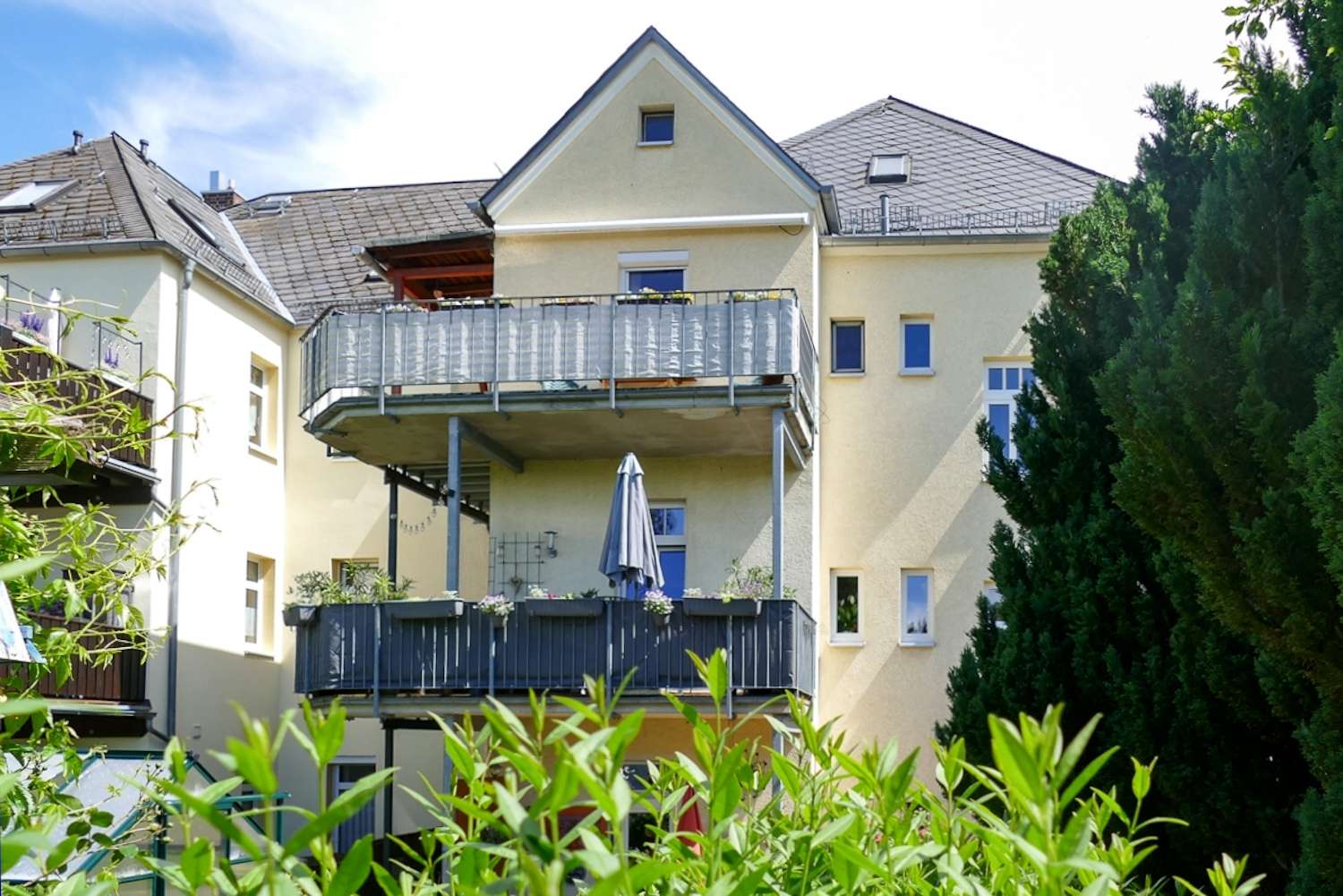 Gemütliche 4-Zimmer-Eigentumswohnung mit großem Sonnenbalkon in bevorzugter Höhenlage von Greiz (Wohnen - Kaufen) in Greiz